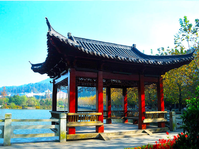古建門樓水榭